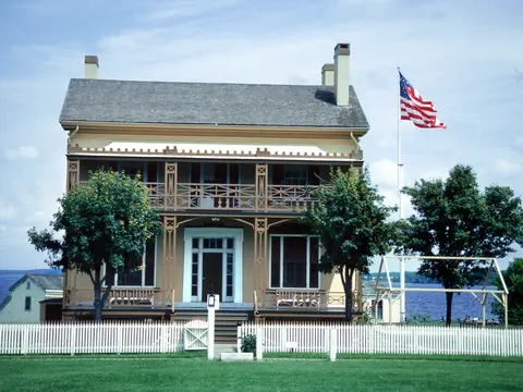 The Navy Yard Commandant's House at the Sackets Harbor Battlefield